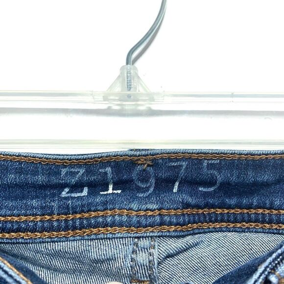 Zara Denim Raw Hem Mid Rise Skinny Medium Wash Blue Jeans Distressed size 6 - Picture 4 of 9